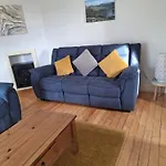Holiday home Court *
